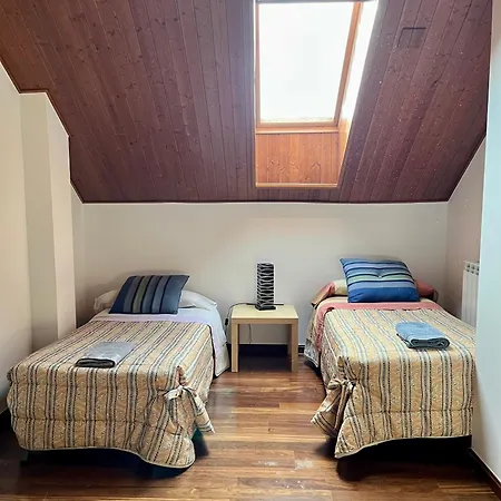 Casa Exclusiva L Chimenea L Wifi L Garaje L Vistas Holiday home