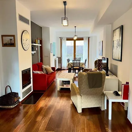 Casa Exclusiva L Wifi L Garaje L Pool